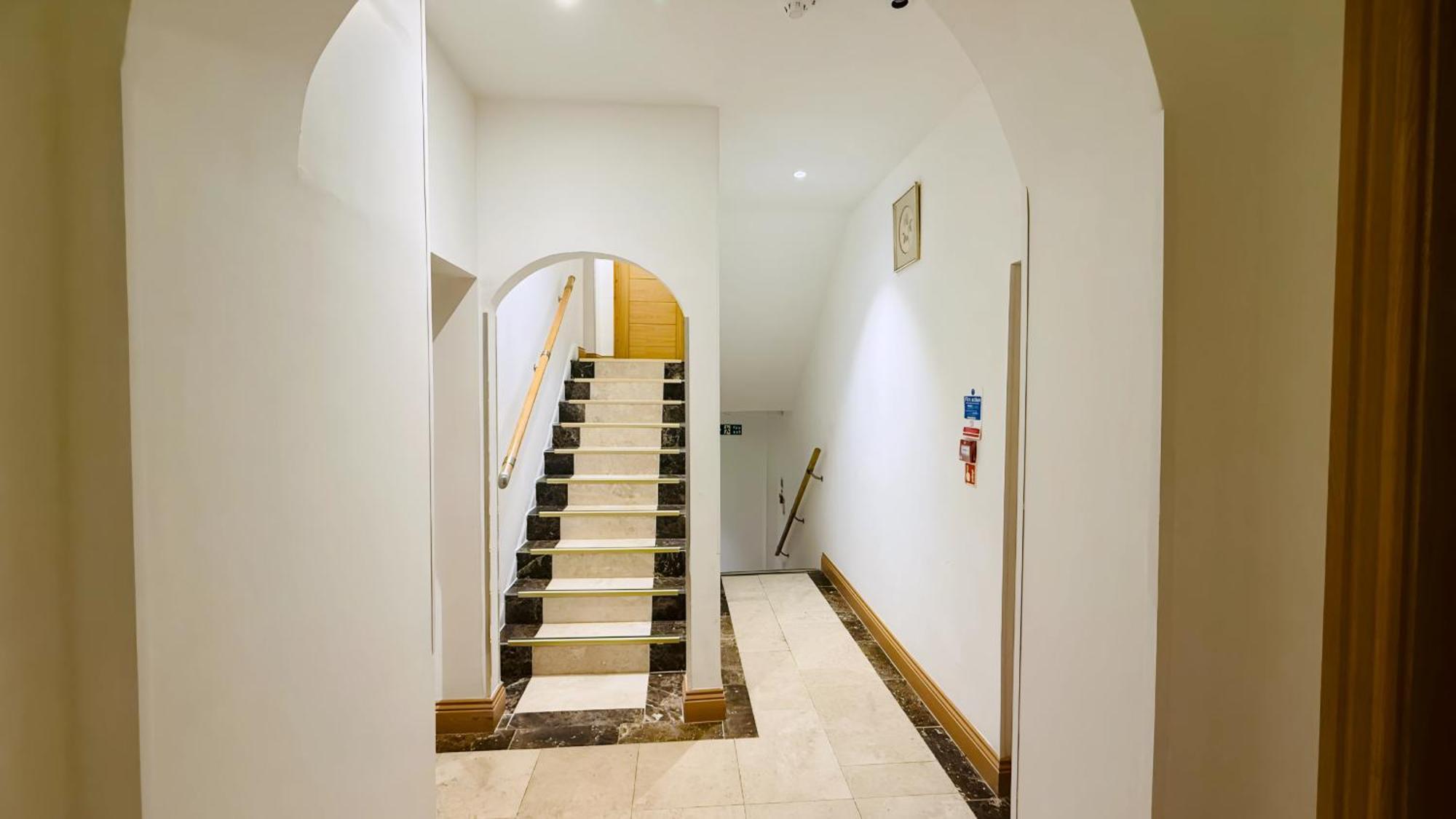 איסטבורן Osborne Aparthotel מראה חיצוני תמונה